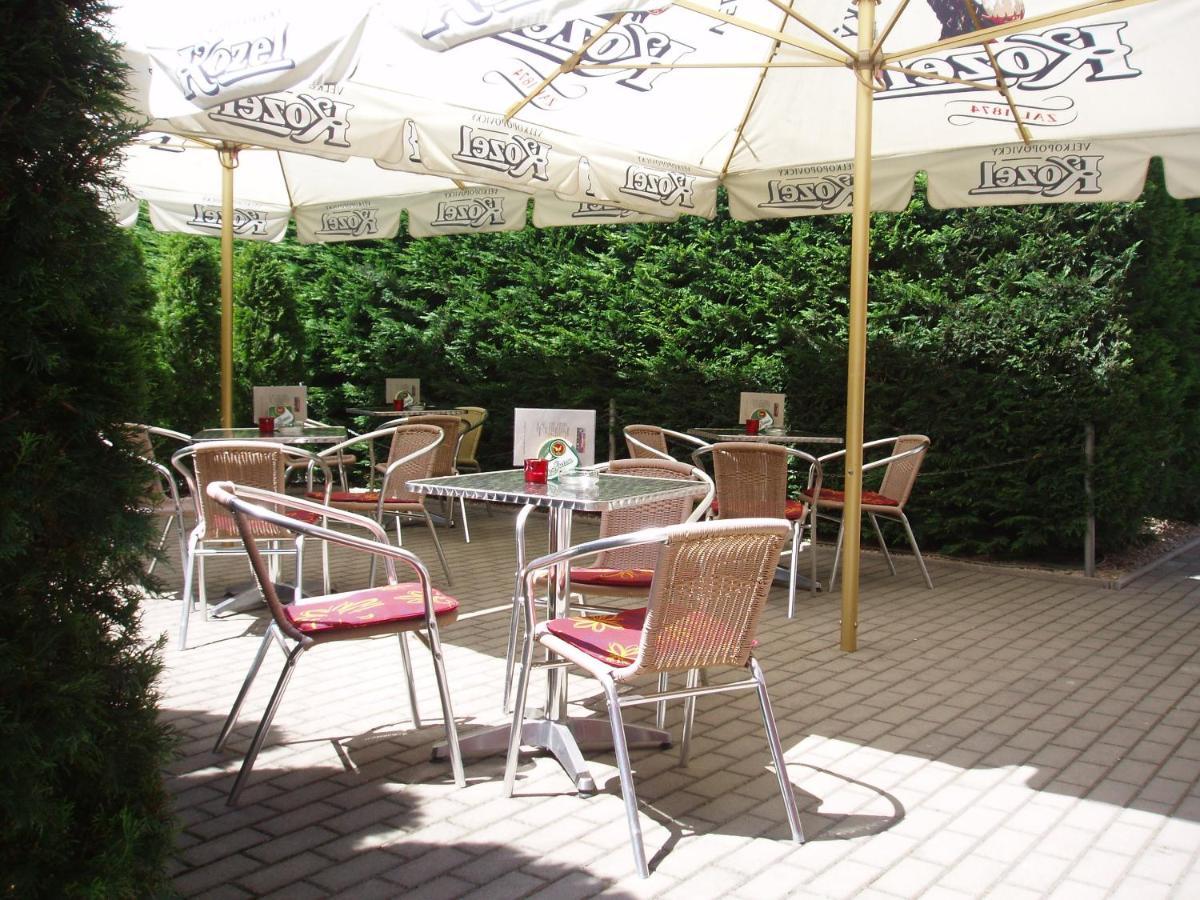 Salur Bed & Breakfast Nové Zámky Dış mekan fotoğraf